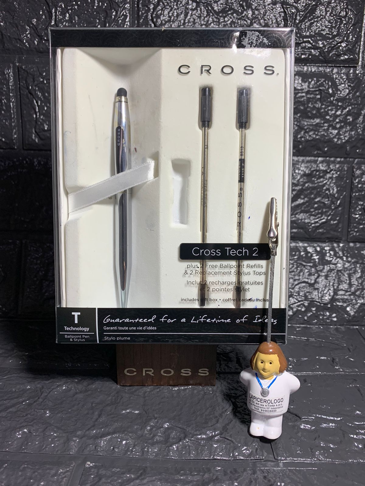 Cross pen 